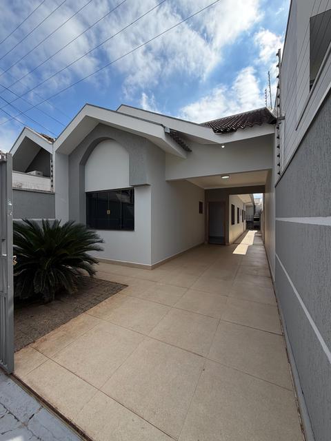 Casa à venda em Maringá, Jardim Monte Rei, com 3 quartos, com 99.97 m²